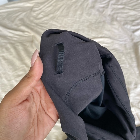 Lululemon Wonder Train Sz 4 25” Black - Picture 3 of 5